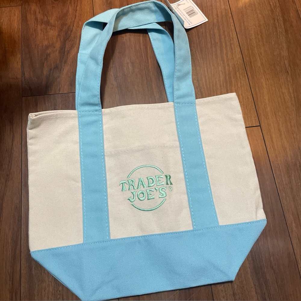 Trader Joe’s pastel light Blue Tote Bag mini Easter shopping NWT NEW canvas
